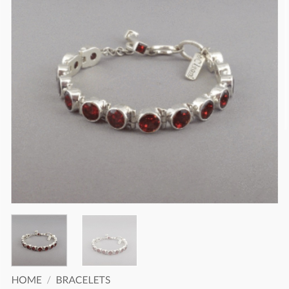 aCleoni Elegant Silver and Red Garnet Bracelet